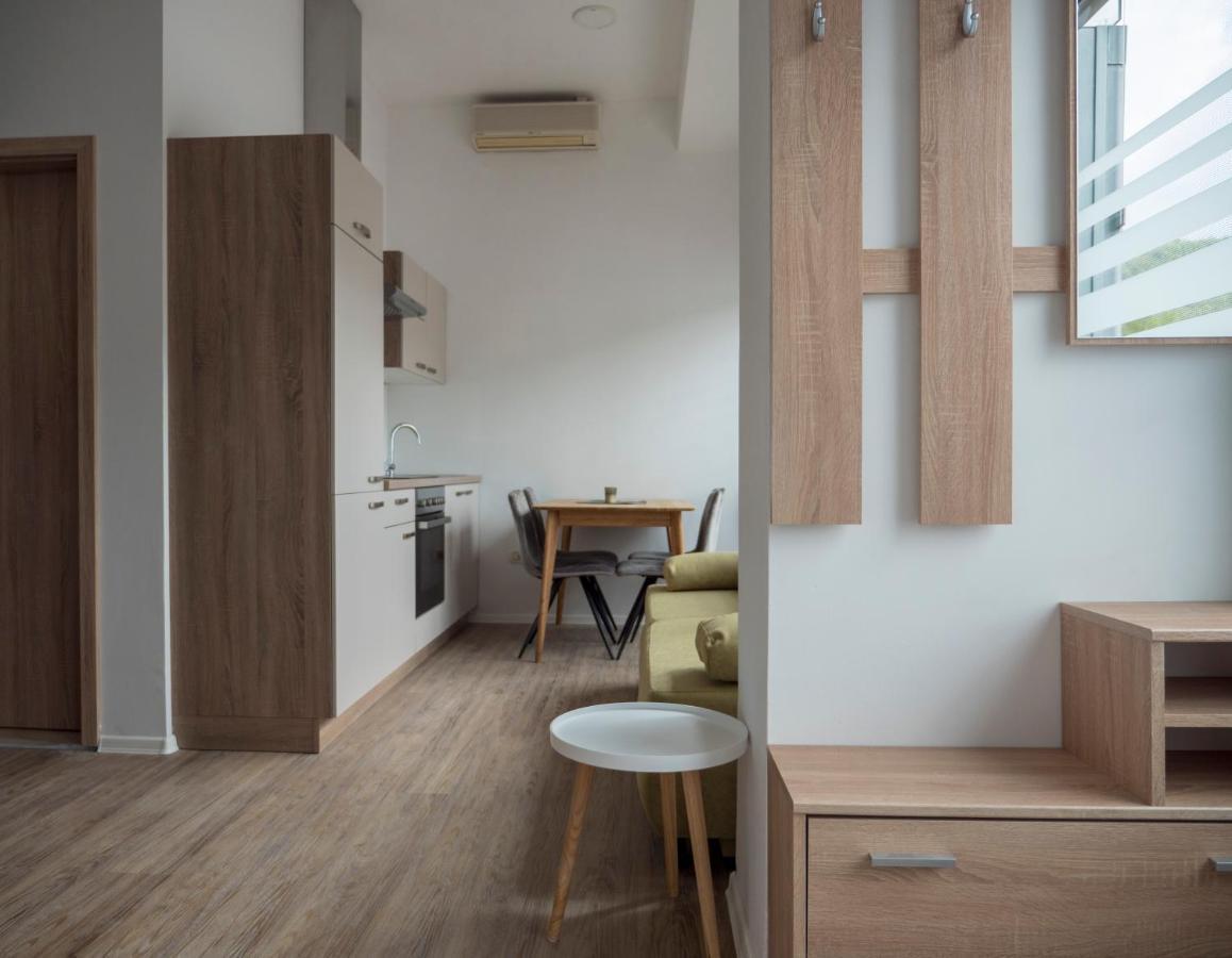 Apartments Aura Deskle Extérieur photo