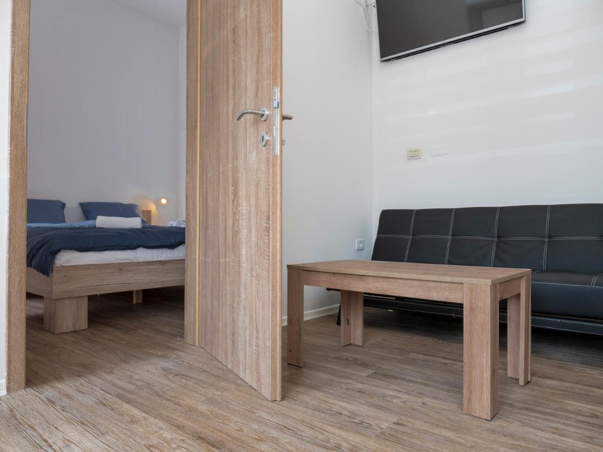 Apartments Aura Deskle Extérieur photo